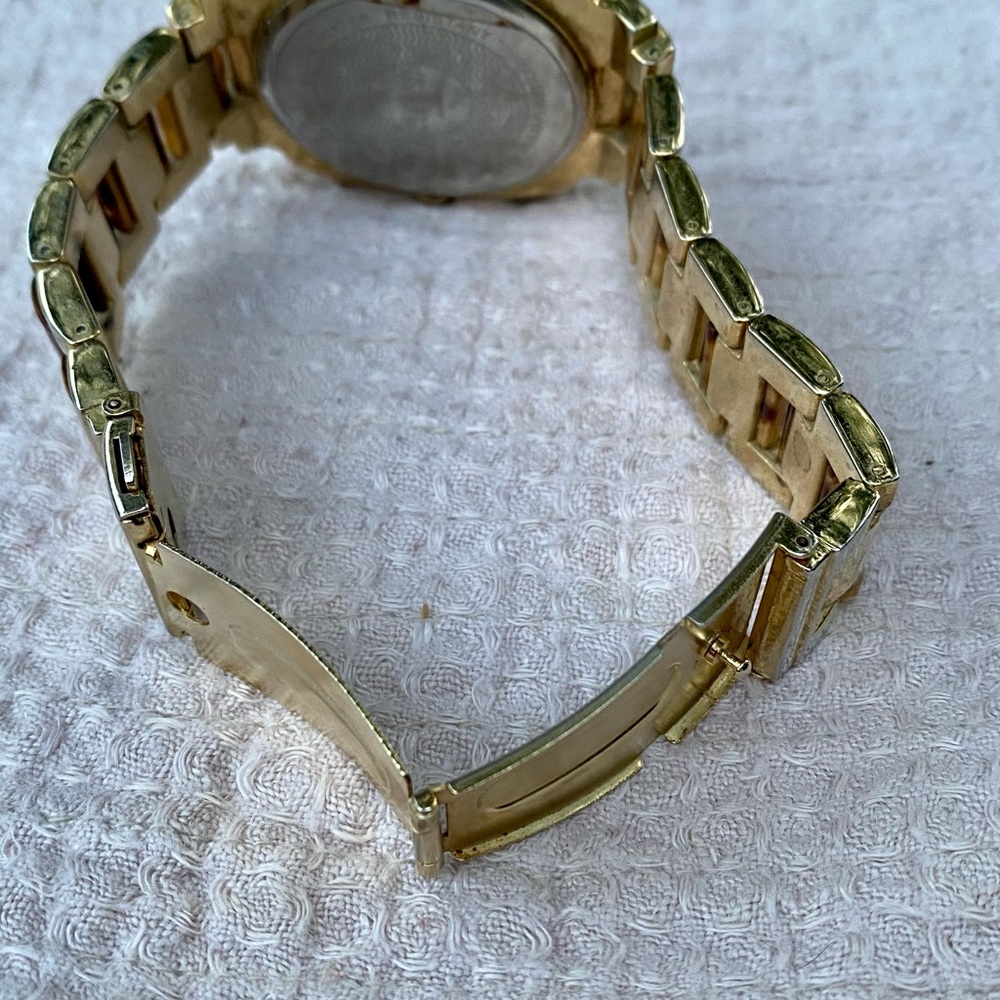 Beautiful watch - Picture 3 of 4